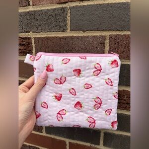 Strawberry Dreams Zipper 
Pouch🍓🍰